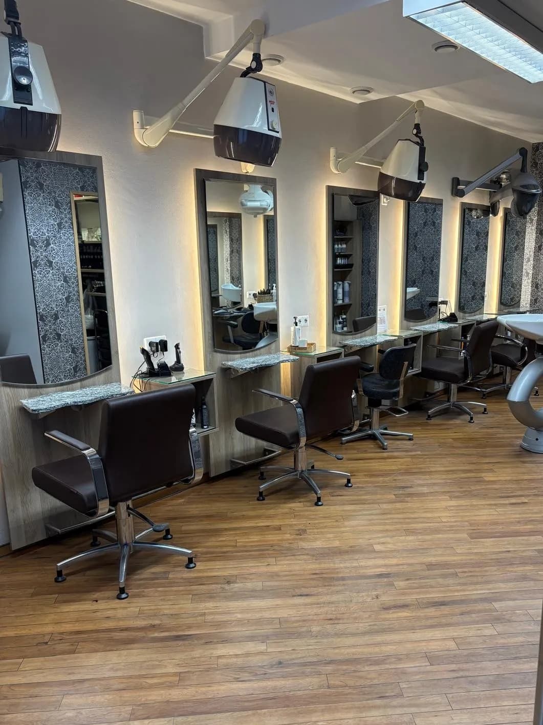 Salon-Innenraum von Gitta's Haarmonie in Weinstadt-Beutelsbach
